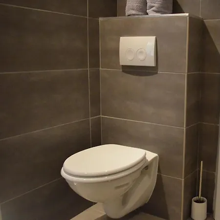 Luxe For Less Budapest